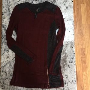 Tunic sweater with beautiful details